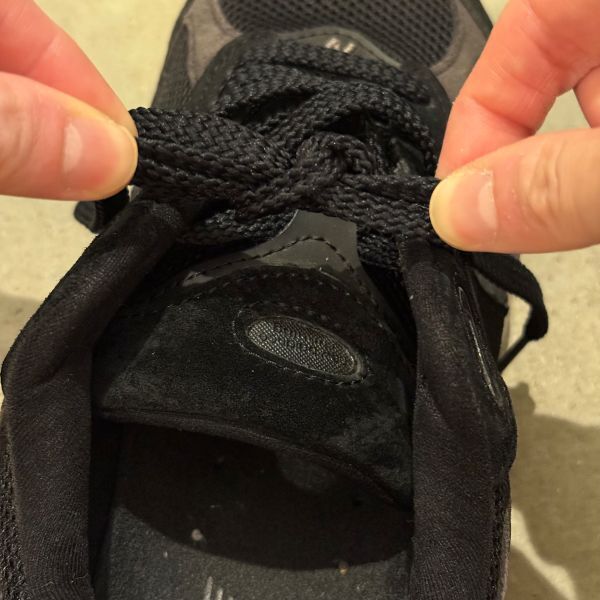 「これでほどけない」　靴ひもを固く結ぶ方法に「助かった」「真似する」