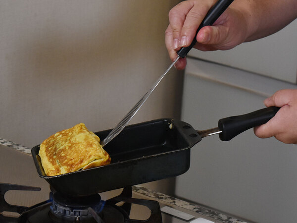 溶き卵に小さじ１杯の…？　天野ひろゆきが教える玉子焼きに「今まで食べた中で一番おいしい！」