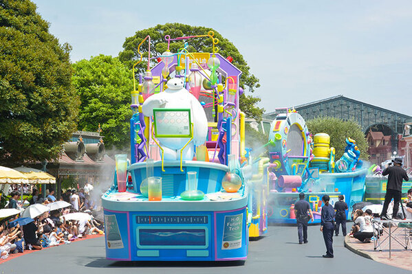 東京ディズニーランド、パレードが始まる１５分前にまさかのサプライズ