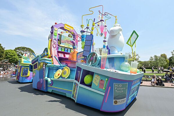 東京ディズニーランド、パレードが始まる１５分前にまさかのサプライズ