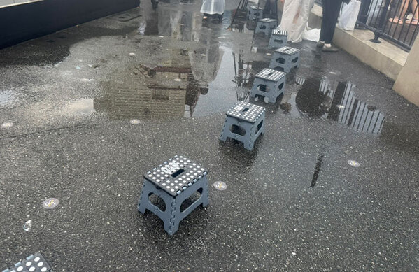 ずぶ濡れジャンボリミッキーが最高すぎた　夏のディズニーの必需品も