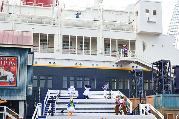 ずぶ濡れジャンボリミッキーが最高すぎた　夏のディズニーの必需品も