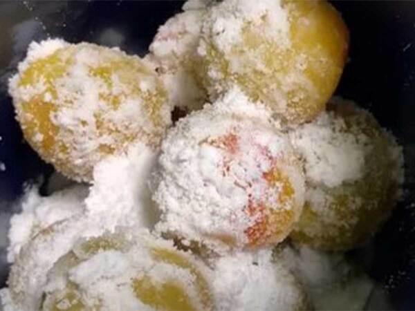 農家「何かと助かります」　捨てる人もいる、実は万能な『エキス』とは？