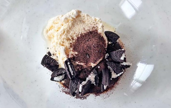 夫「また食べたい！」　バニラアイスに２つの材料を入れて作ったのは…