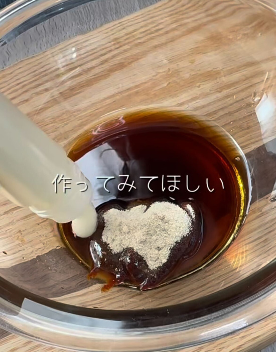 トースターに冷凍餃子を並べて焼くだけ　完成した一皿に「まさかコレとは」