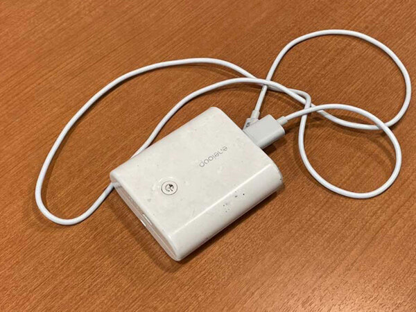 旅行先にモバイルバッテリーをもっていく人は要注意！　７月からは…