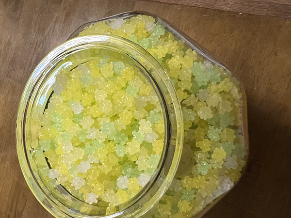 母が作った『梅の砂糖漬け』　使ったモノに「その手があったか！」「発想が最高」