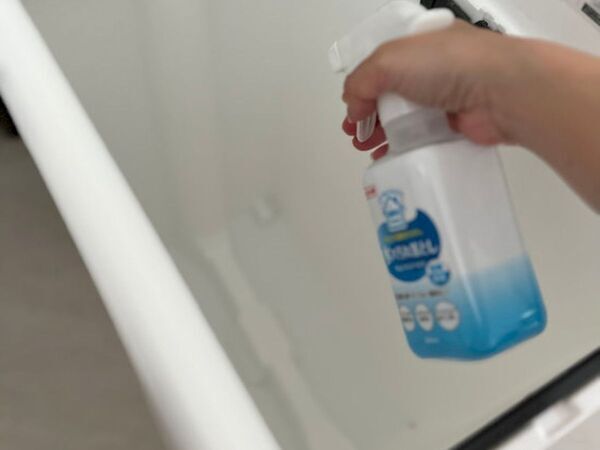 夏場のゴミ箱、洗剤を使っても臭う…　解決策に「そっちだったか」「買ってくる」