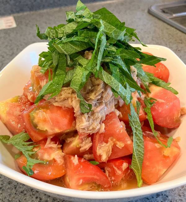 大葉をたっぷりのせて…　そうめんにも合う『ひと皿』が「おいしいに決まってる」