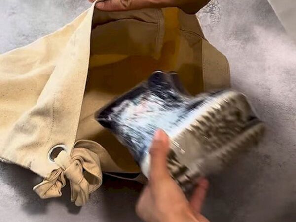 ダンボールのまとめ方、アップデートしない？　紐で縛るよりも…　「断然こっち」