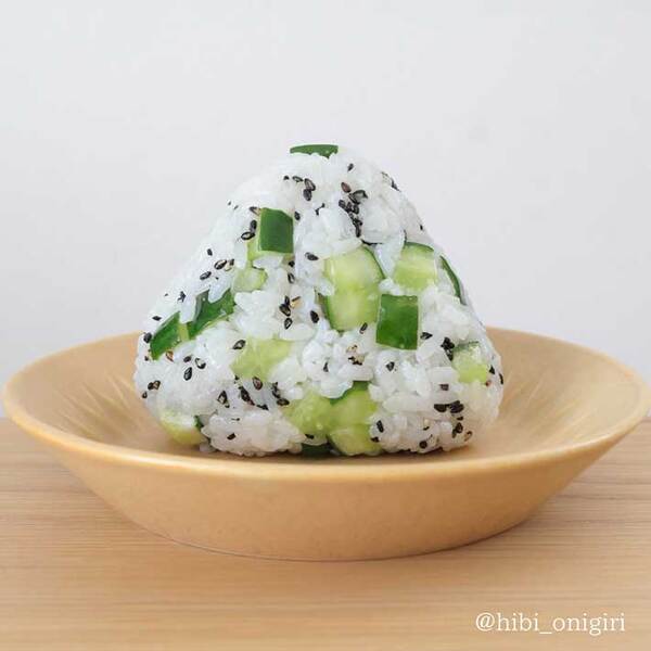 「一度食べたらハマる！」　おにぎりに混ぜたのは…「斬新」「その手があったか」