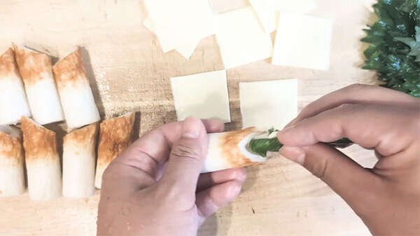 大葉とチーズを、ちくわに詰めたら…　簡単なのに絶品な『ちくわレシピ』がこちら