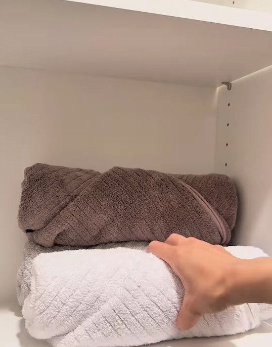 「ホテルみたいに整った！」　タオル収納の工夫に「やってみる」「感動」