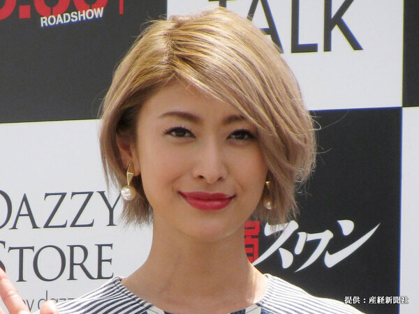 山田優「１７kg漬けました」　キッチンでしていた『作業』に「すごすぎる」「どこかの工場かと」
