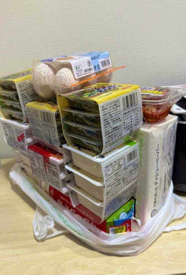 「テトリス上級者による袋詰めがこちら」　１枚に「発想がすごい」「尊敬します！」