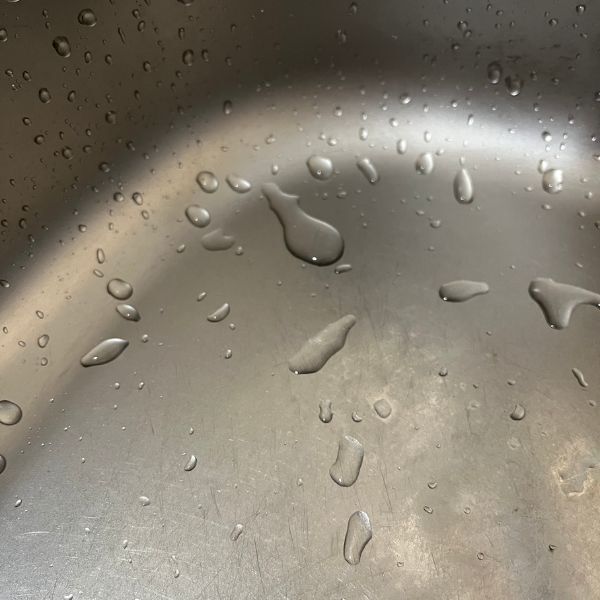 「捨てる前にこすってみて」　麦茶パックの活用法に「これは賢い」「やってみる」