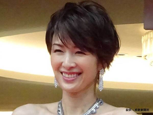 吉瀬美智子５０歳、大胆な『夏スタイル』に反響　写真に「鎖骨がきれい」「若い」