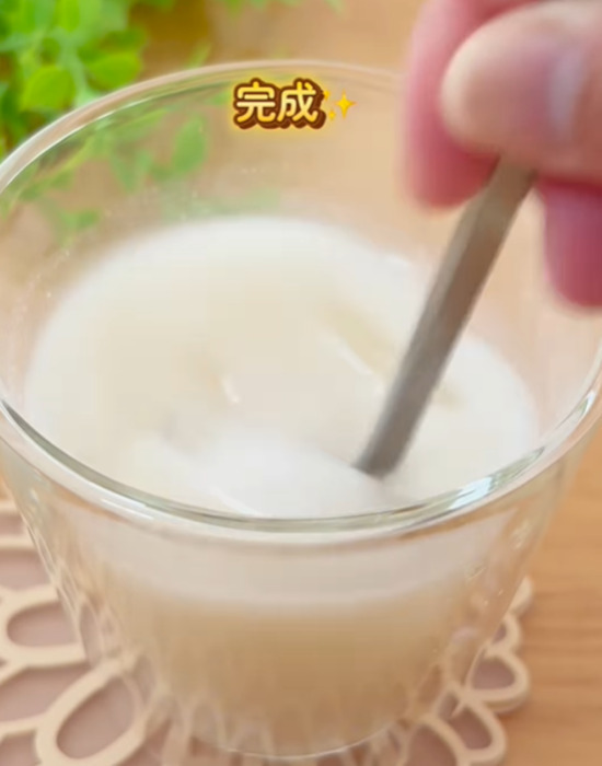 ヨーグルトを水で割るだけ？　簡単すぎる再現ドリンクに「感動」「毎年やる」