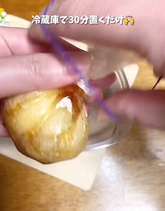 卵１個をラップに流したら？　加熱後の見た目に「まさか」「これは使える」