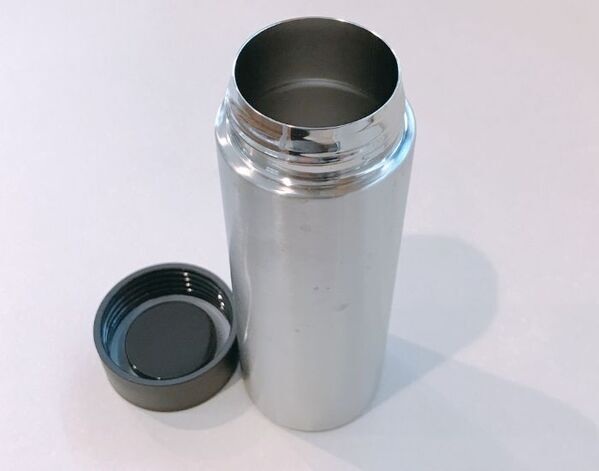 「水筒に入れると危険」　注意喚起に「知らずに続けてた」「体に悪いなんて」