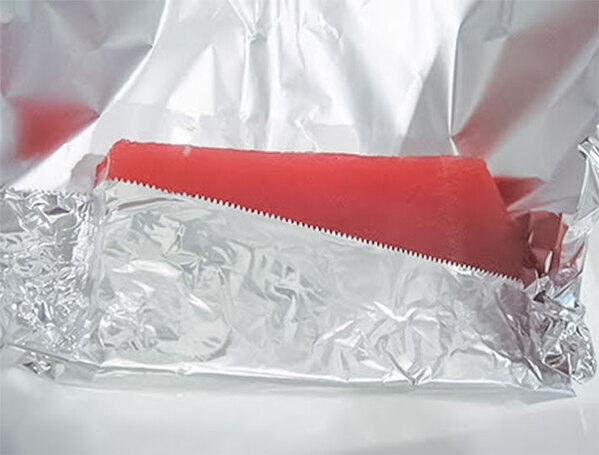 濡れたふきんをアルミホイルで包むと…　企業が教える裏技に目からウロコ