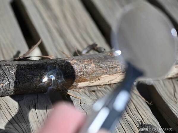 「絶対に放置しないで」　火事の原因となる『車内の忘れ物』とは…