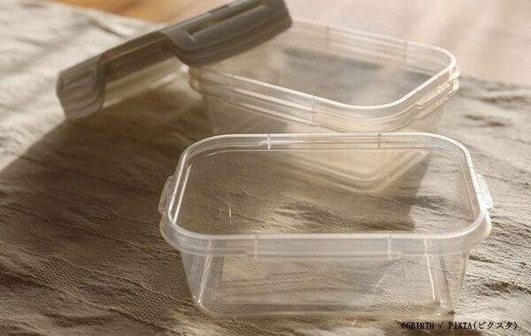 タッパーに付いたカレーの落とし方は？　企業に教える３つの方法