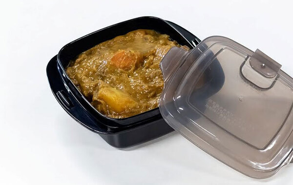 タッパーに付いたカレーの落とし方は？　企業に教える３つの方法