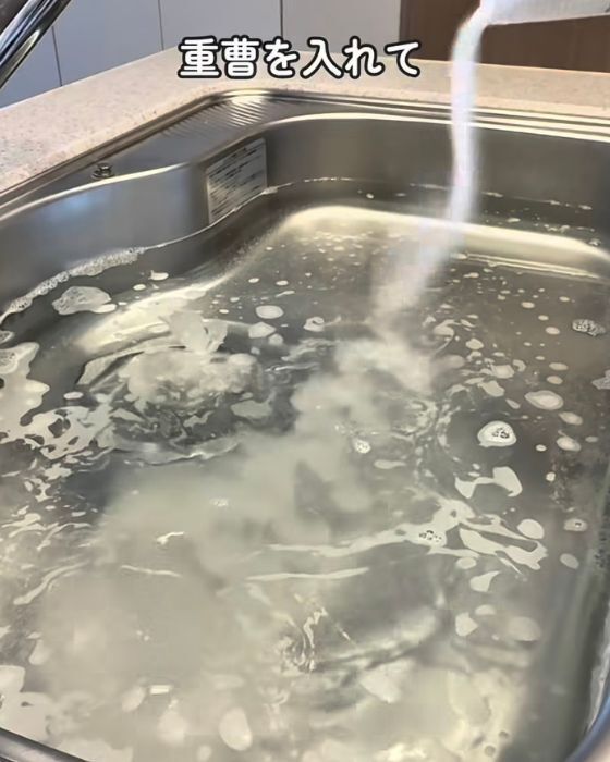 パーツを外して１時間放置　掃除後の換気扇に「スゴすぎる」「これは試す」