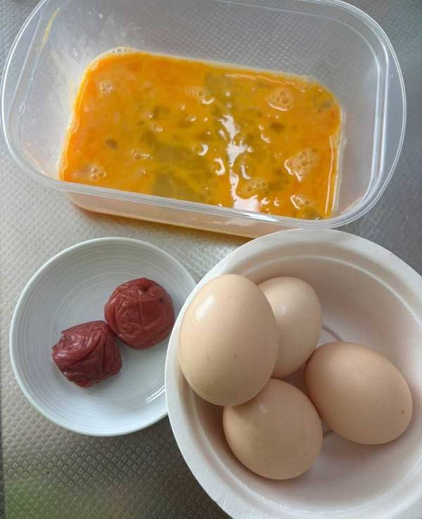 玉子焼きの断面、よく見ると…　入っているものに「マジで？」「やってみたい」