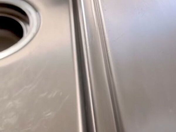 「掃除しても落ちなかった…」　しぶとい水アカが落ちた方法に「これはすごい」「助かる」