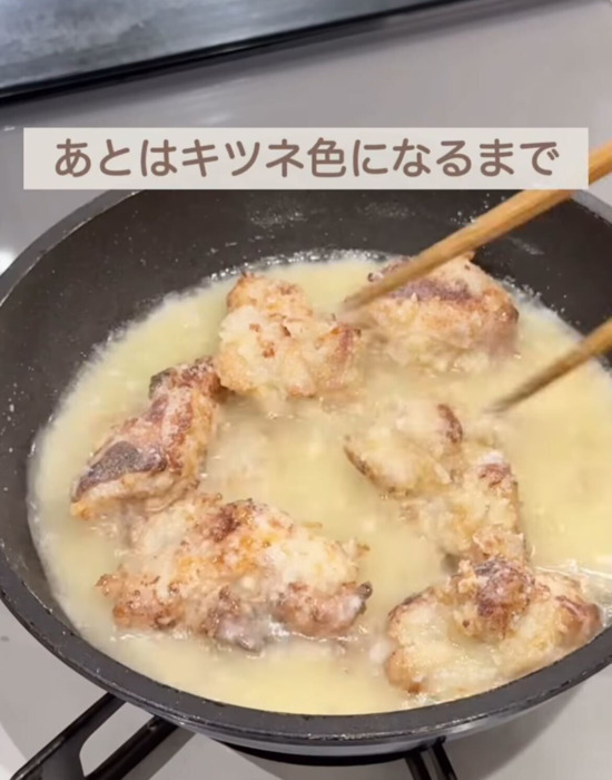 油に粉を混ぜておくと…　から揚げの新しい作り方に「こんなの初めて」「家族が絶賛」