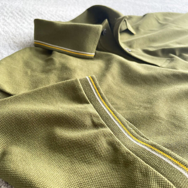 「夏にぴったり」「色違いで買う」　１枚でコーデがきまる、ユニクロの『コラボトップス』が値下げ中！