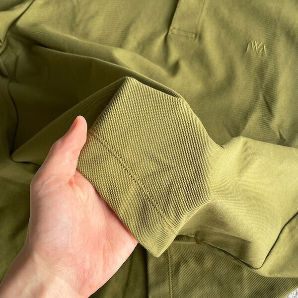 「夏にぴったり」「色違いで買う」　１枚でコーデがきまる、ユニクロの『コラボトップス』が値下げ中！