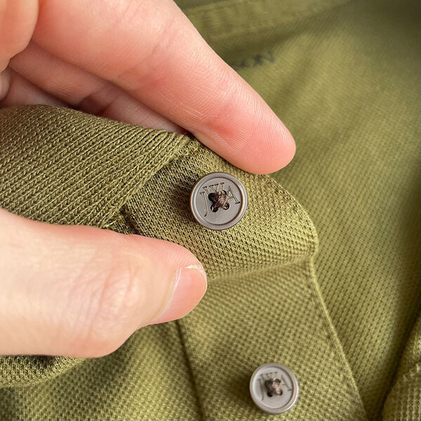 「夏にぴったり」「色違いで買う」　１枚でコーデがきまる、ユニクロの『コラボトップス』が値下げ中！