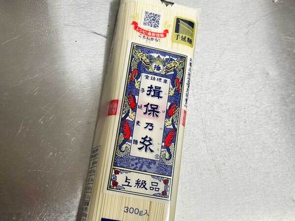 この手があった！　余ったそうめんをフライパンで？「コレおいしい」「何個でもいける」