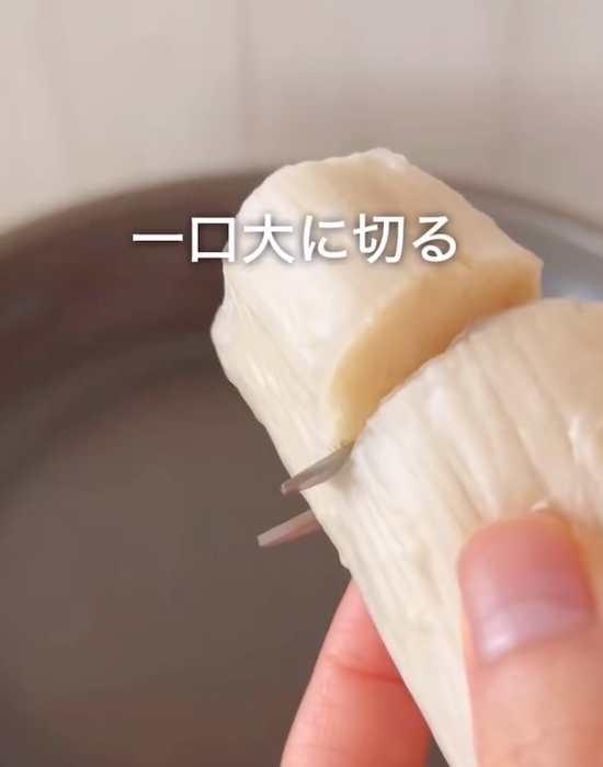 エノキを巻いて焼いたら？　食感に「まるで…」「試すしかない」