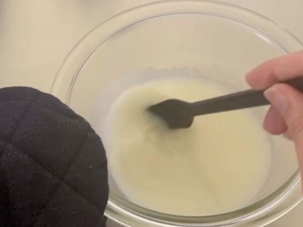 「家にあるもので練乳ができた！」　簡単すぎる裏技に「助かる」「覚えておく」