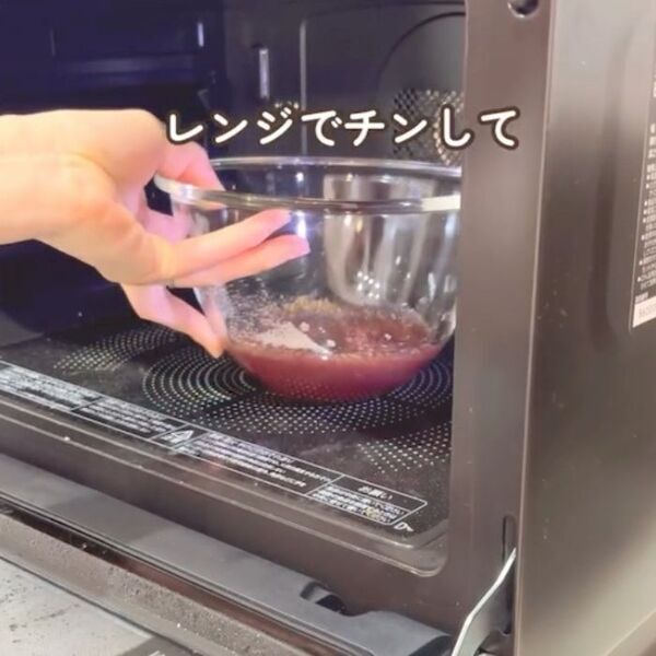 粉ゼラチンとジュースを混ぜたら？　冷やして完成するおやつに「子供と作る」「真似します」