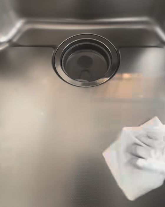 洗剤で磨いた後、仕上げに…　手間なく続く掃除ルーティンに変わった！