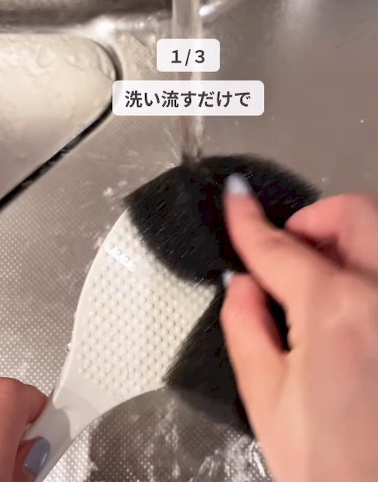 ラップと一緒に包むだけ？　しゃもじの使い心地が「見違えた」「驚いた」