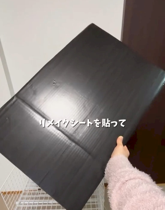 １００均グッズで子供用デスクが完成　作り方に「真似したい」「コレ助かる」