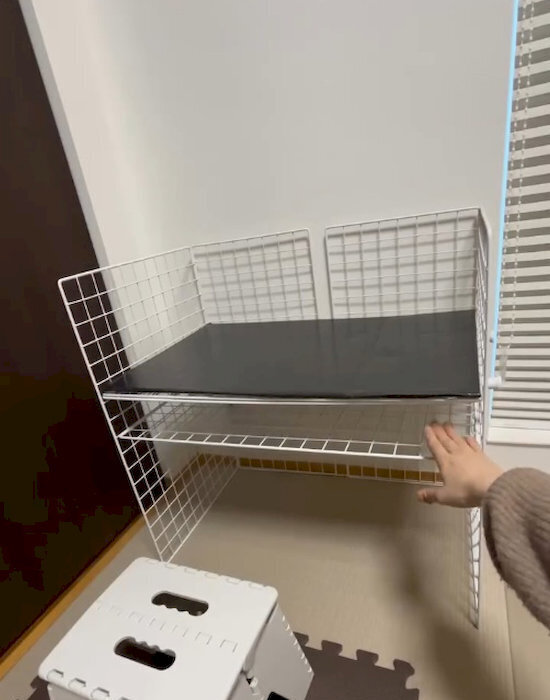 １００均グッズで子供用デスクが完成　作り方に「真似したい」「コレ助かる」