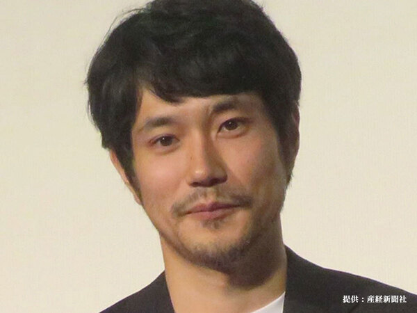 俳優業の傍ら…？　山田孝之と松山ケンイチのプライベートでの仕事姿に驚き！