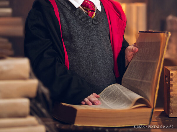 再現度高すぎ！　ドラマ版『ハリー・ポッター』新ハリーの姿をお披露目！