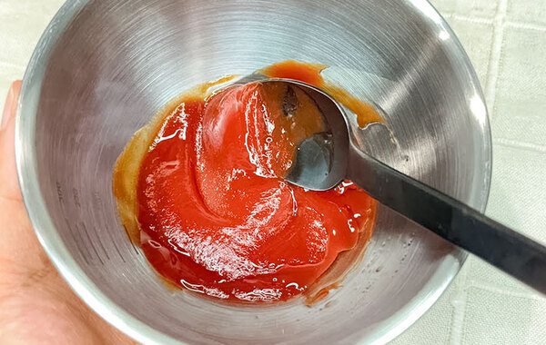 ケチャップの思わぬ使い方　大さじ１杯の油と混ぜて…？