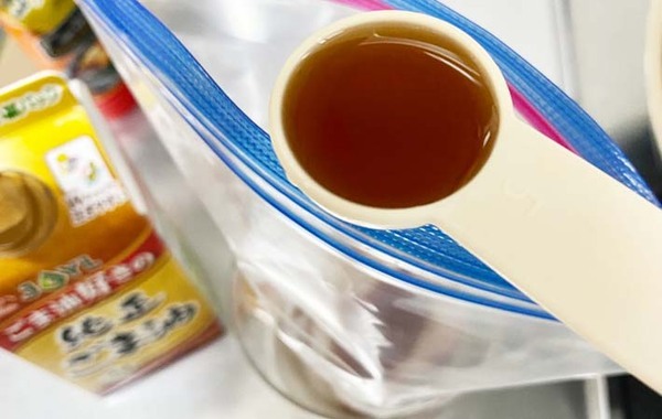 「箸が止まらん」「夏に最高」　切ったキュウリをジッパー袋に入れて…