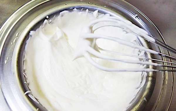 砂糖不要！　材料２つを混ぜて冷凍したら…「子供ソワソワ」「一瞬で食べちゃった」