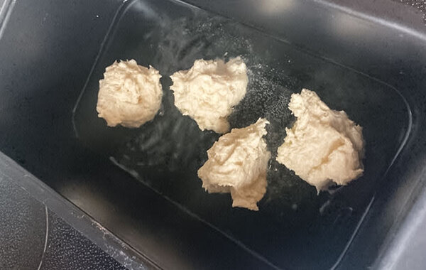 卵と牛乳は使いません！　材料２つの『簡単おやつ』がこちら