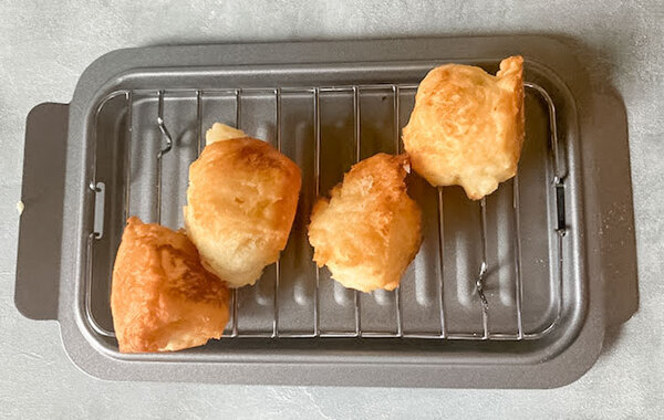 卵と牛乳は使いません！　材料２つの『簡単おやつ』がこちら